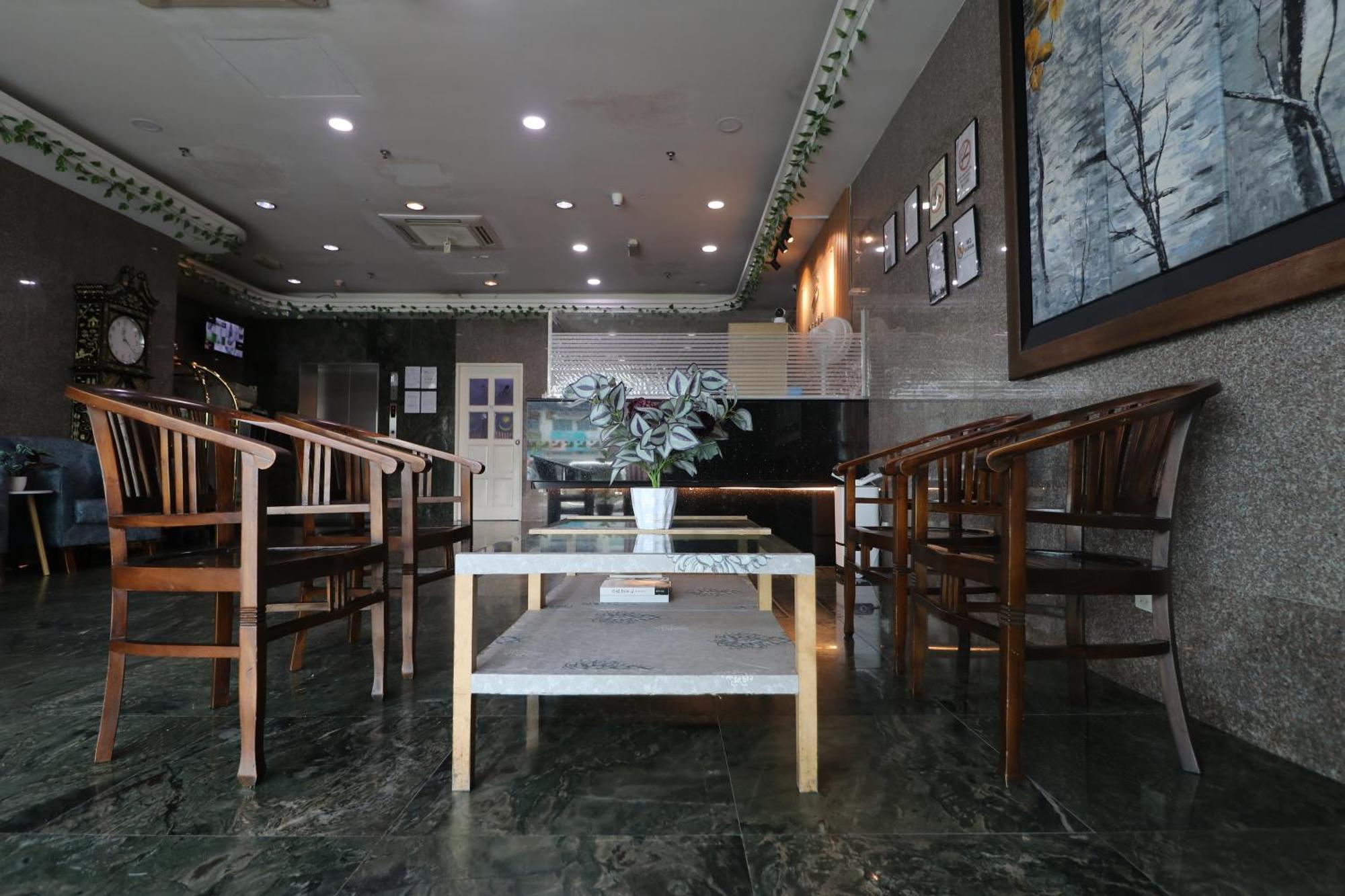 Hotel Sri Pučong Exteriér fotografie